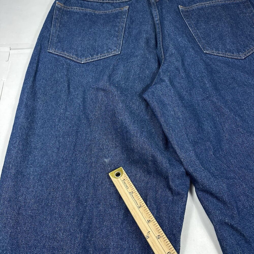 LL Bean Men’s Relaxed Fit Jeans Medium Wash 100% Cotton Classic Straight 40X32 - Picture 9 of 16
